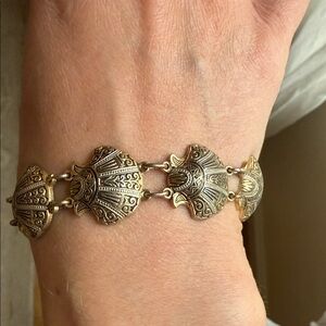 Vintage Gold tone Sea Shell Bracelet